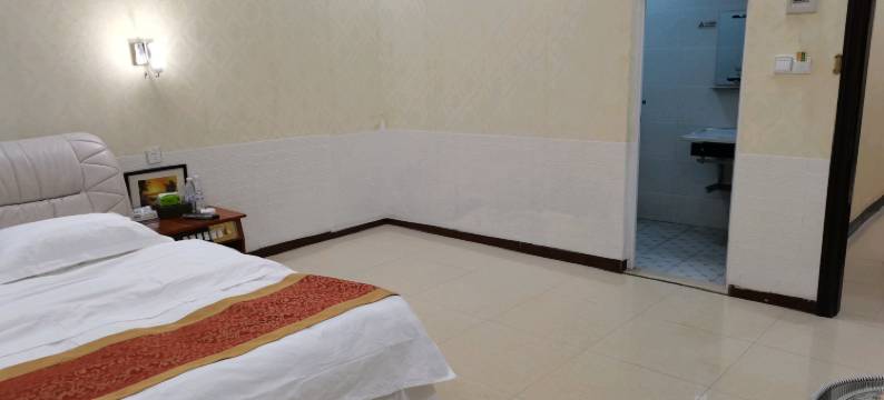 广南北云商务酒店图片