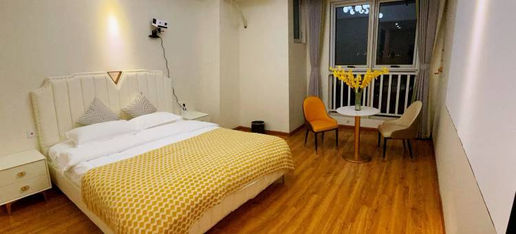 扬州悦享电竞公寓(万达广场店)图片