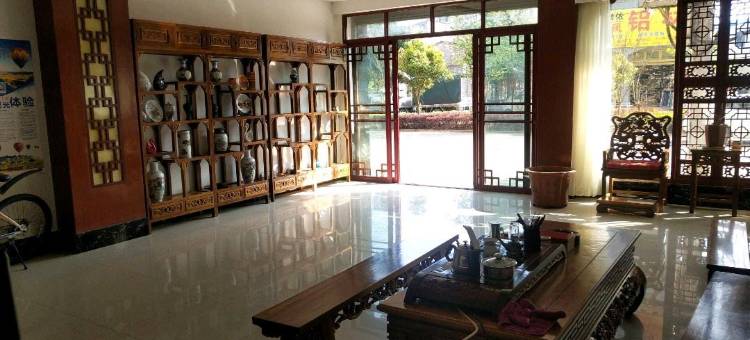 罗平馨缘酒店图片