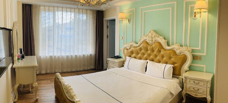 辽阳县光辉岁月商务宾馆图片