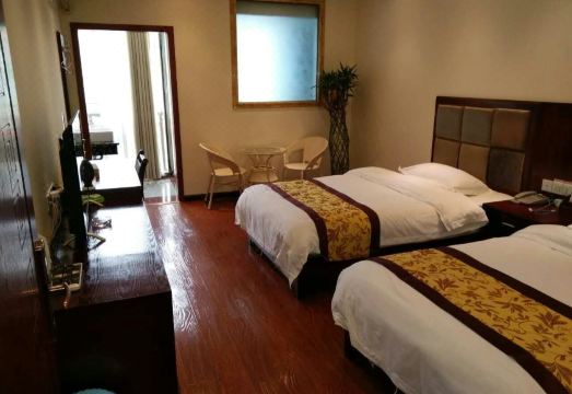 Yinhe Holiday HotelHotel Overview