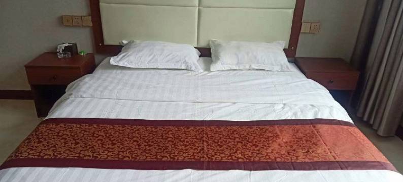 泌阳铜山湖休闲民居图片