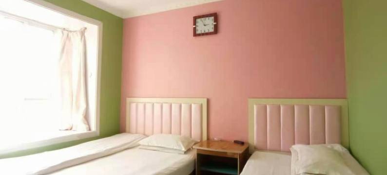 芙蓉快捷民宿(郑州中苑名都医学院地铁站店)图片