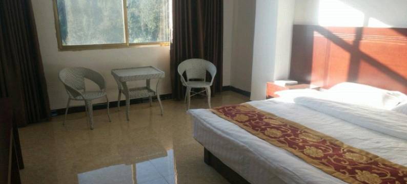 宝华大酒店图片