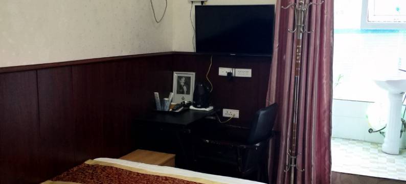 阆中以琳宾馆图片