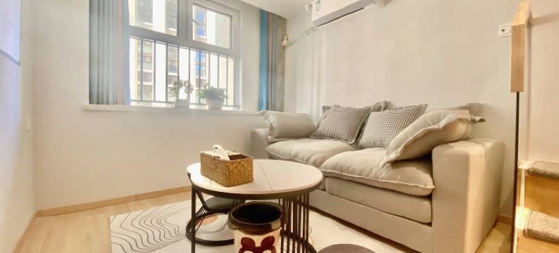 青岛宾果青苑雅舍loft公寓(院士港店)图片