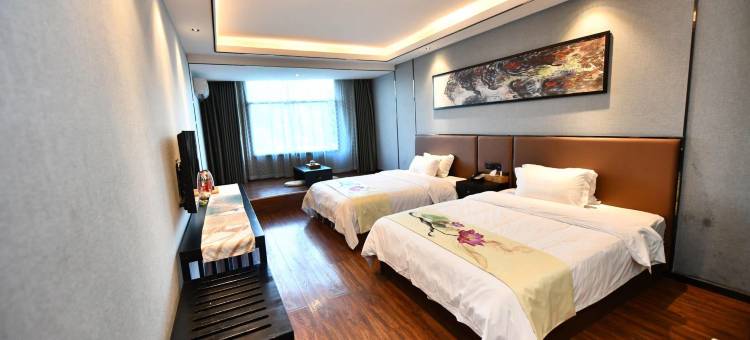 Q加·凤凰舟渡主题酒店图片