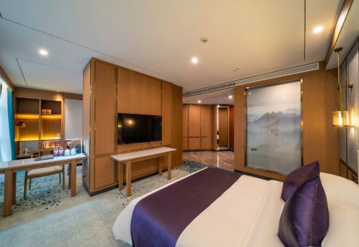 Lanshan Rambo Bay International HotelHotel Overview