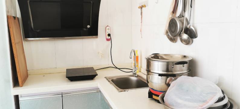 阿日善宾馆图片