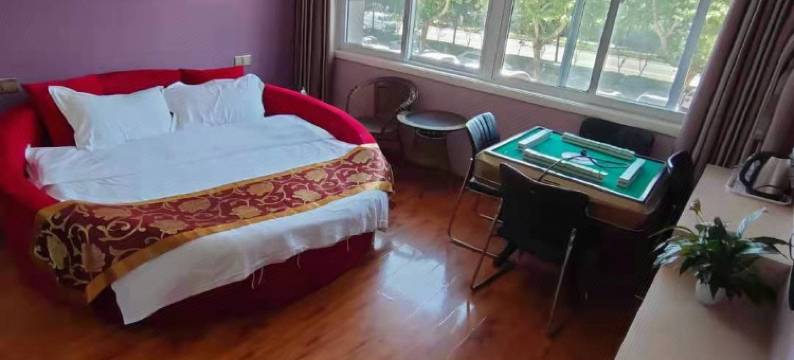 尚优居宾馆(蚌埠大学城龙湖春天店)图片