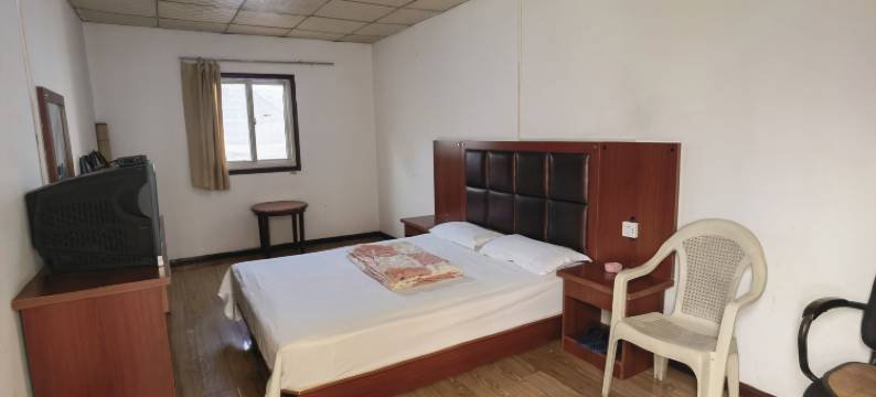 西安万宸酒店(钟鼓楼洒金桥地铁站店)图片