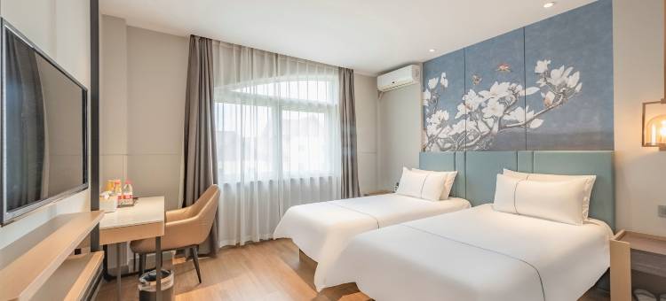 白玉兰酒店(大连恒隆广场西安路地铁站店)图片