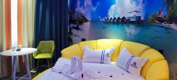 尚诚主题酒店(大理高铁站洱海公园店)图片