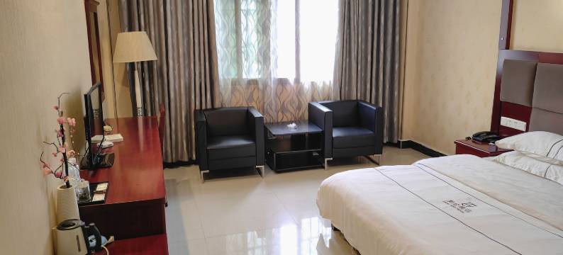 耿马梦定商务酒店(孟定镇店)图片