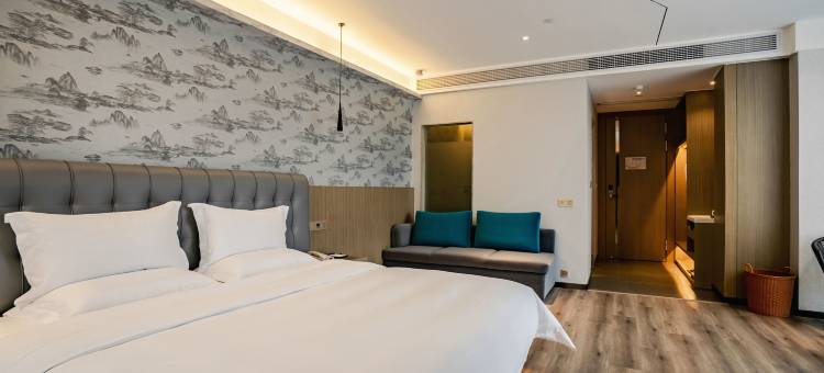 绵阳柏林山景酒店(园艺山东辰国际学校店)图片