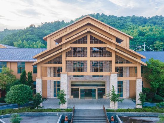 宁乡灰汤华天城温泉度假酒店详情-pc酒店预订-中国南方航空官网