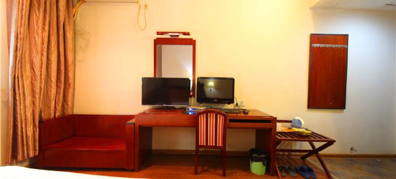 南宁鸿途商务宾馆(火车站店)图片