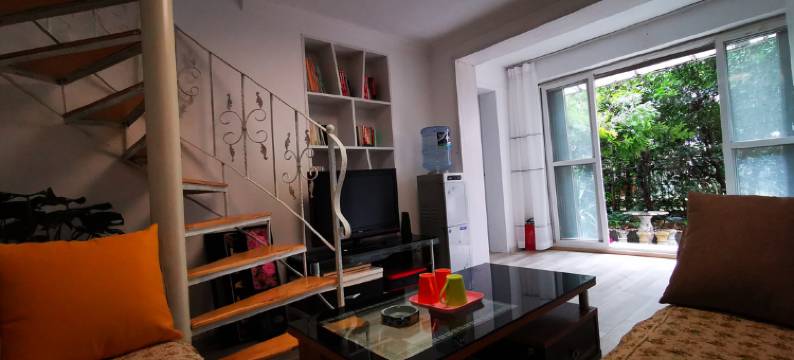 昆明滇池听涛家庭客栈图片