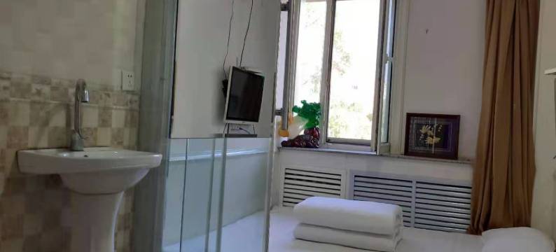 雪城太空舱青年旅舍(牡丹江火车站店)图片