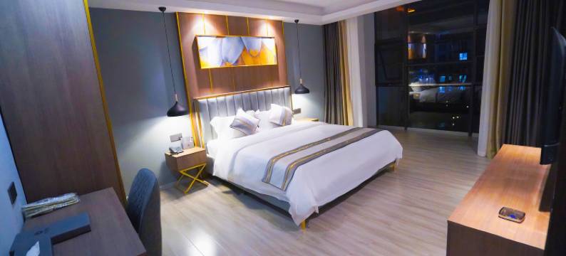 孟连宏业腾飞精品酒店图片