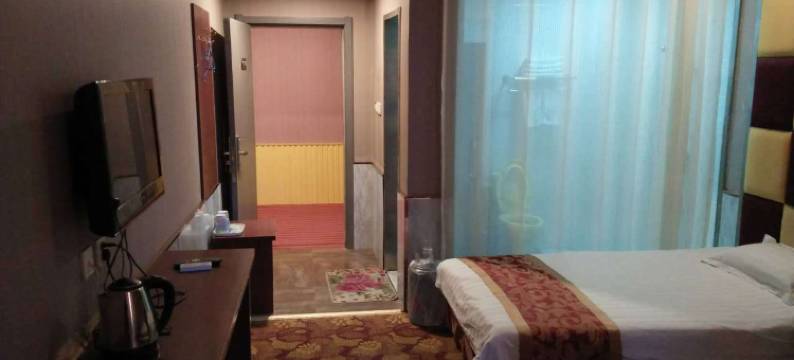 台前家和酒店图片