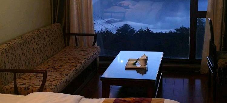 峨眉山金顶山庄图片