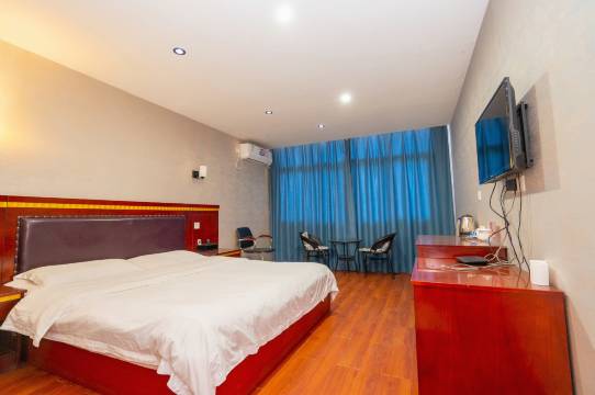 蕲春凯旋门酒店