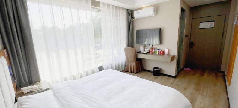 赣州百鹭湾商务酒店(赣县中学店)图片