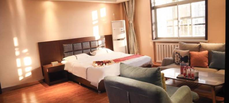 阿拉善左旗漠北牧歌酒店图片