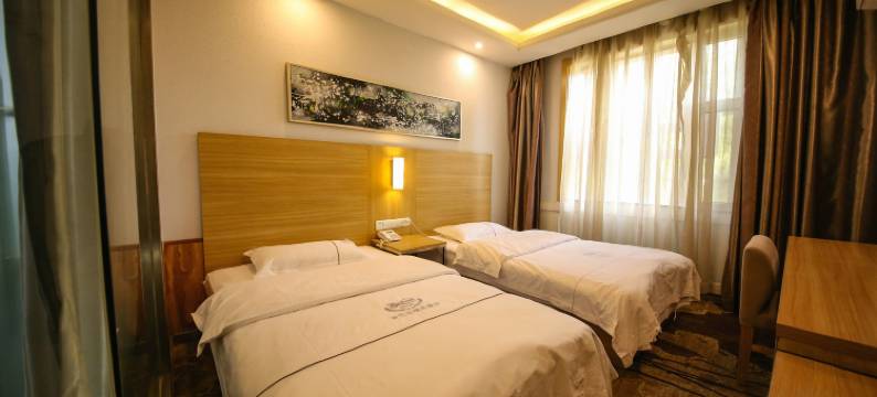 临洮辛巴达精品酒店图片