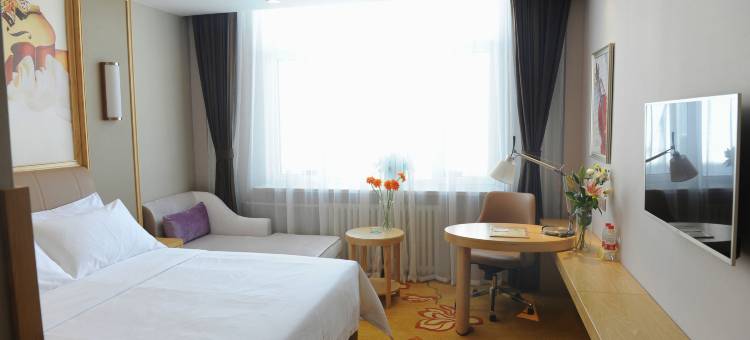 维也纳国际酒店(赤峰高铁站店)图片