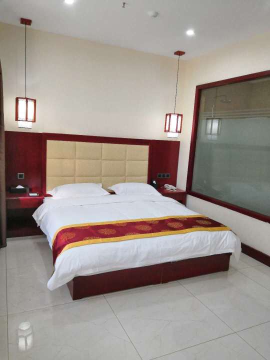 Longjiang Star Hotel Over view