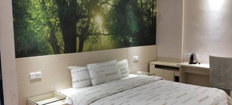 云朵连锁酒店(黄冈科技职业学院店)图片