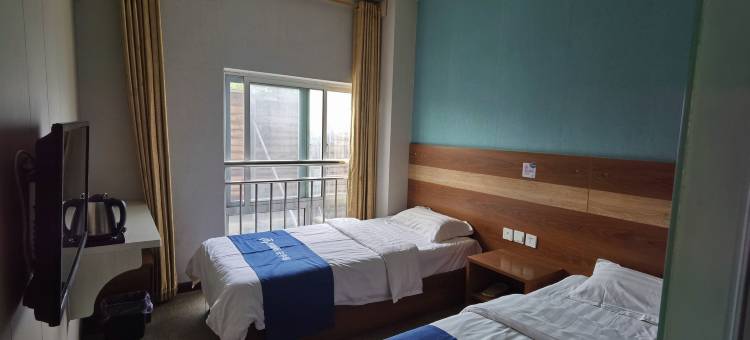 如家旗下华驿精选酒店(青岛城阳方特梦幻王国店)图片