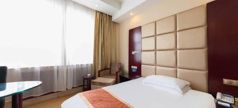 格尔木青港宾馆图片