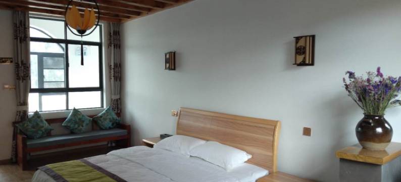 安宁乡韵艺术客栈图片