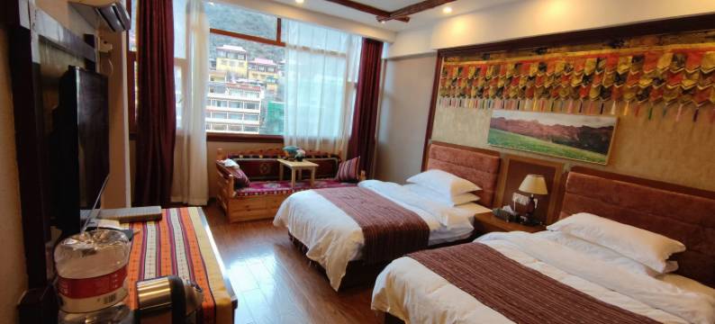 新龙瞻对文化酒店图片