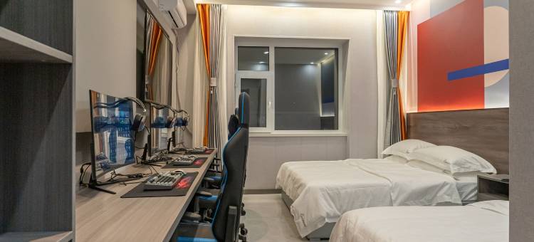 鹤源嘉豪乐点电竞酒店(齐大店)图片