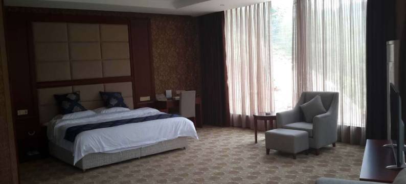 七洞沟兴隆湾生态度假村图片