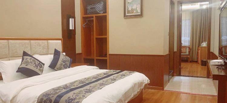 甘洛诗和远方酒店图片