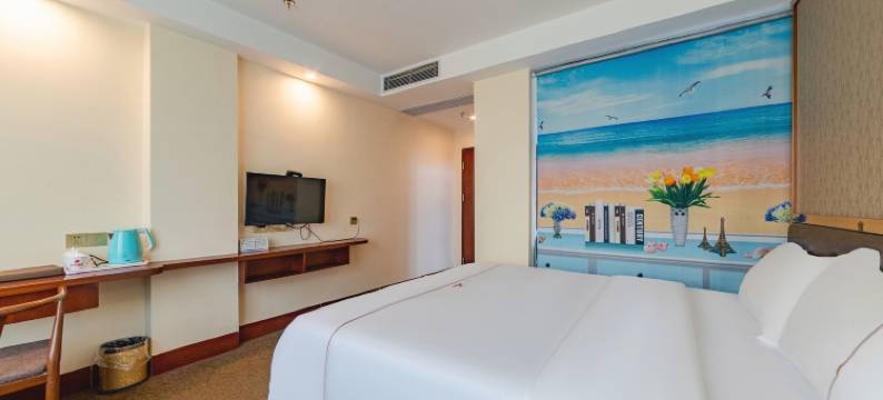 化州佰佳酒店图片