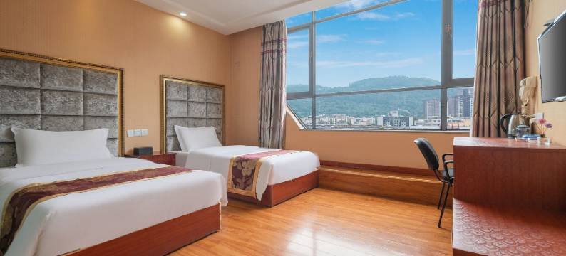 成都银鑫佳酒店(龙泉驿地铁站店)图片