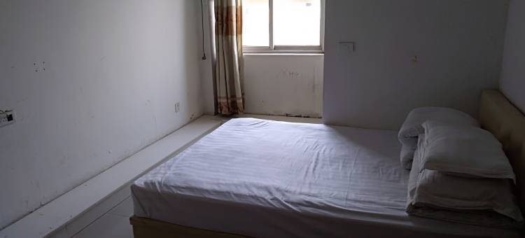 武汉长丰旅馆(溢龙汽车用品市场店)图片