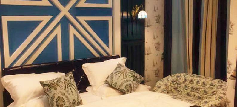 32主题酒店图片