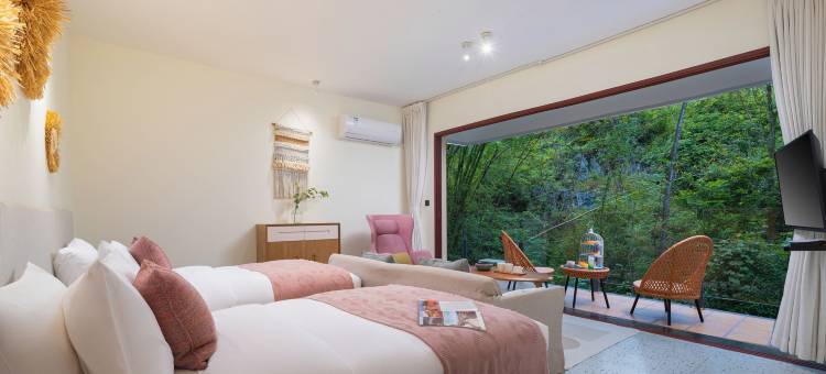 隐心·谷网红旅拍.温泉度假酒店(遇龙河景区店)图片