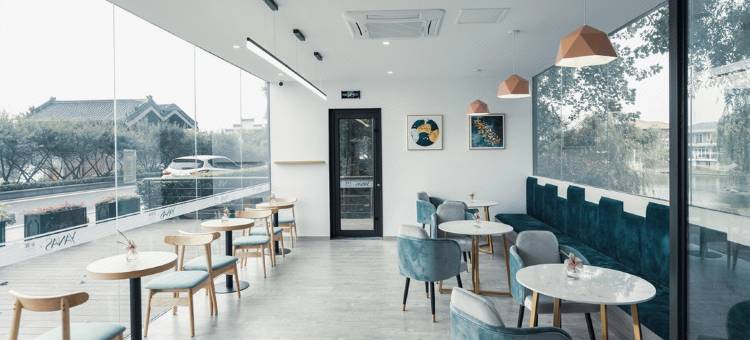 湖州亚娜森黄金湖岸时尚部落图片