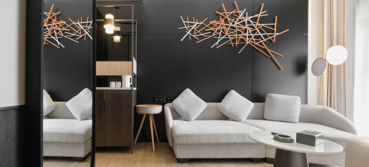 ZMAX满兮酒店(成都万象城万年场地铁站店)图片