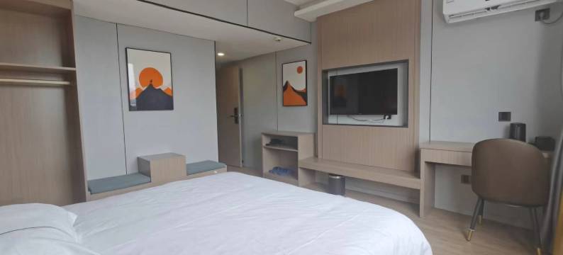 简约风尚影院酒店图片