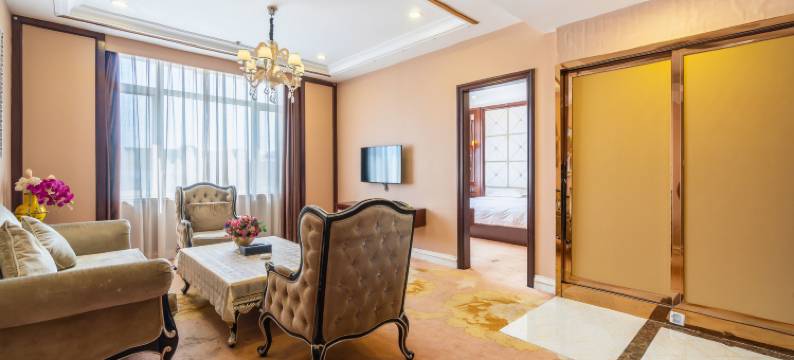 东港润增大酒店图片