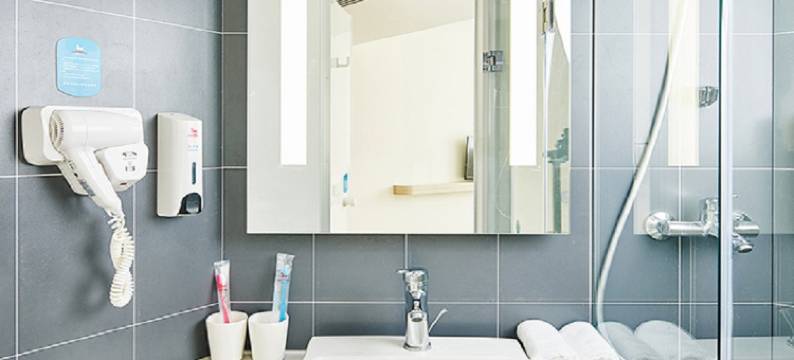 华庭酒店(亳州利辛向阳东路店)图片